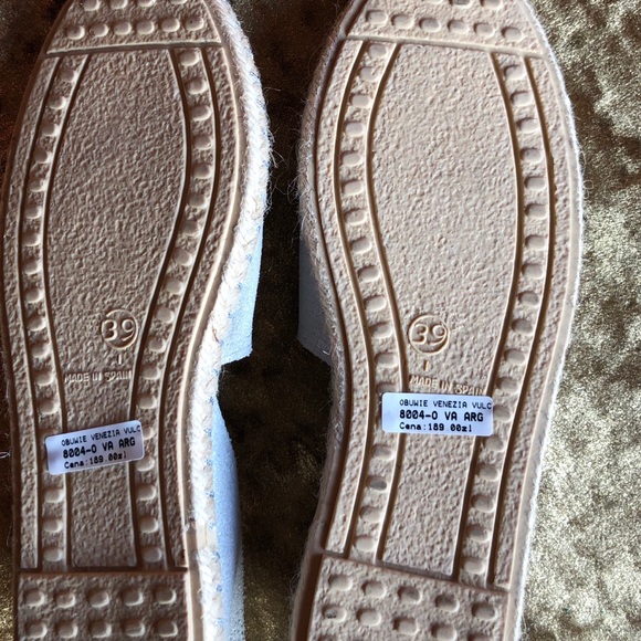 NWT - Venezia - Suede Espadrilles - Bone / Silver - Picture 9 of 9